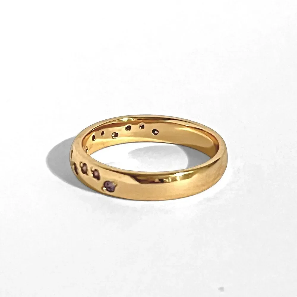 ES Gold Tone Ring Band Tiny Purple Stone Accents Size 5.75 Feminine Minimalist